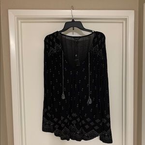 Lucky Brand black top